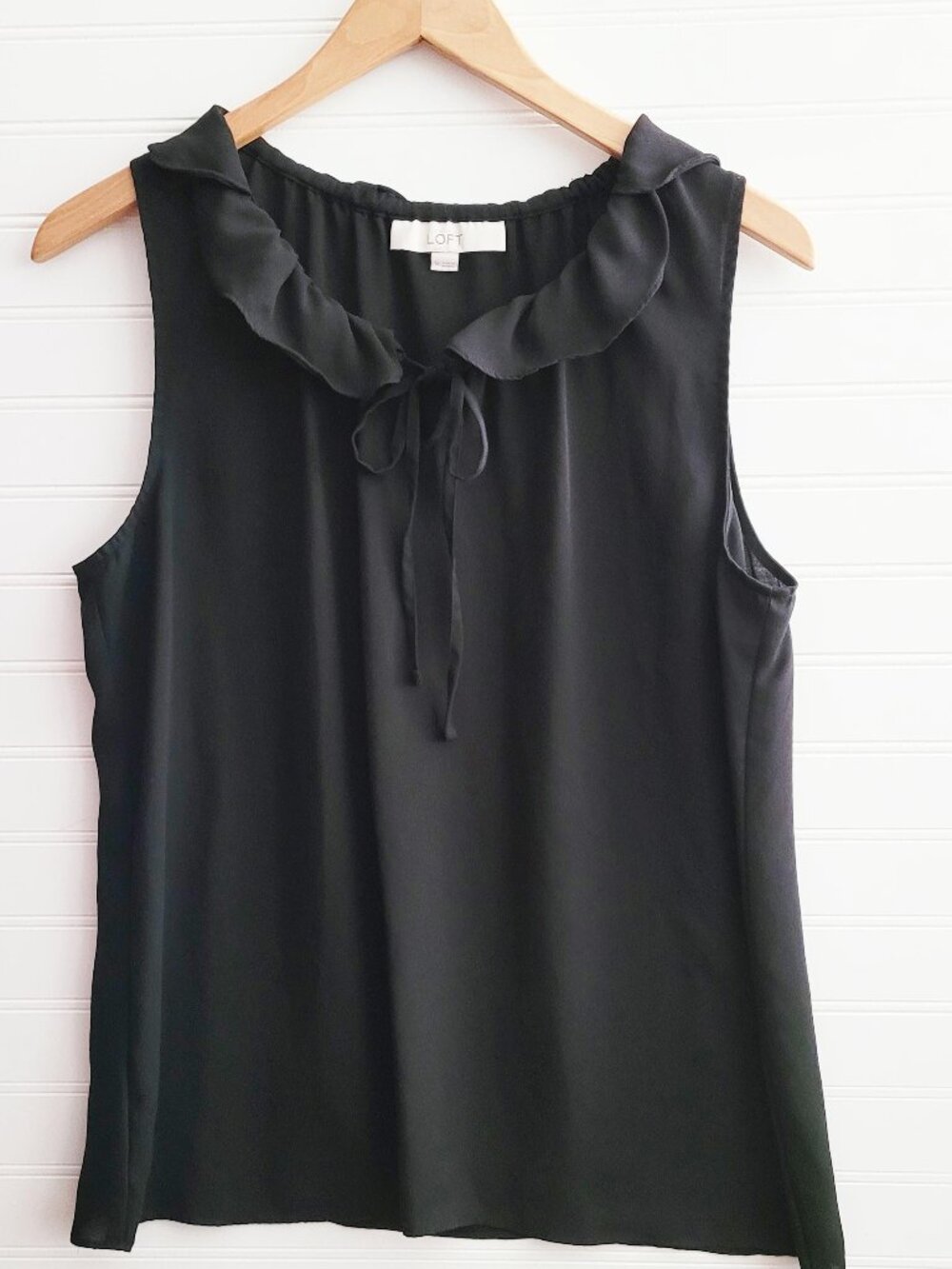 Ann Taylor Loft Womens 14 Black Sheer Blouse Sleeveless Tie Front Ruffle Neck